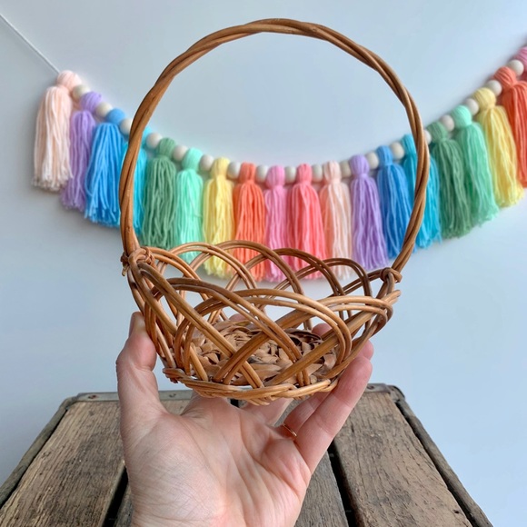 Vintage Boho Mini Open Weave Wicker Handled Basket - Picture 4 of 6